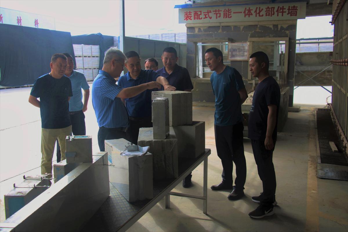 校企合作成果轉化點燃企業高質量發展新引擎——基于新材料技術推廣服務的產業園區實地考察